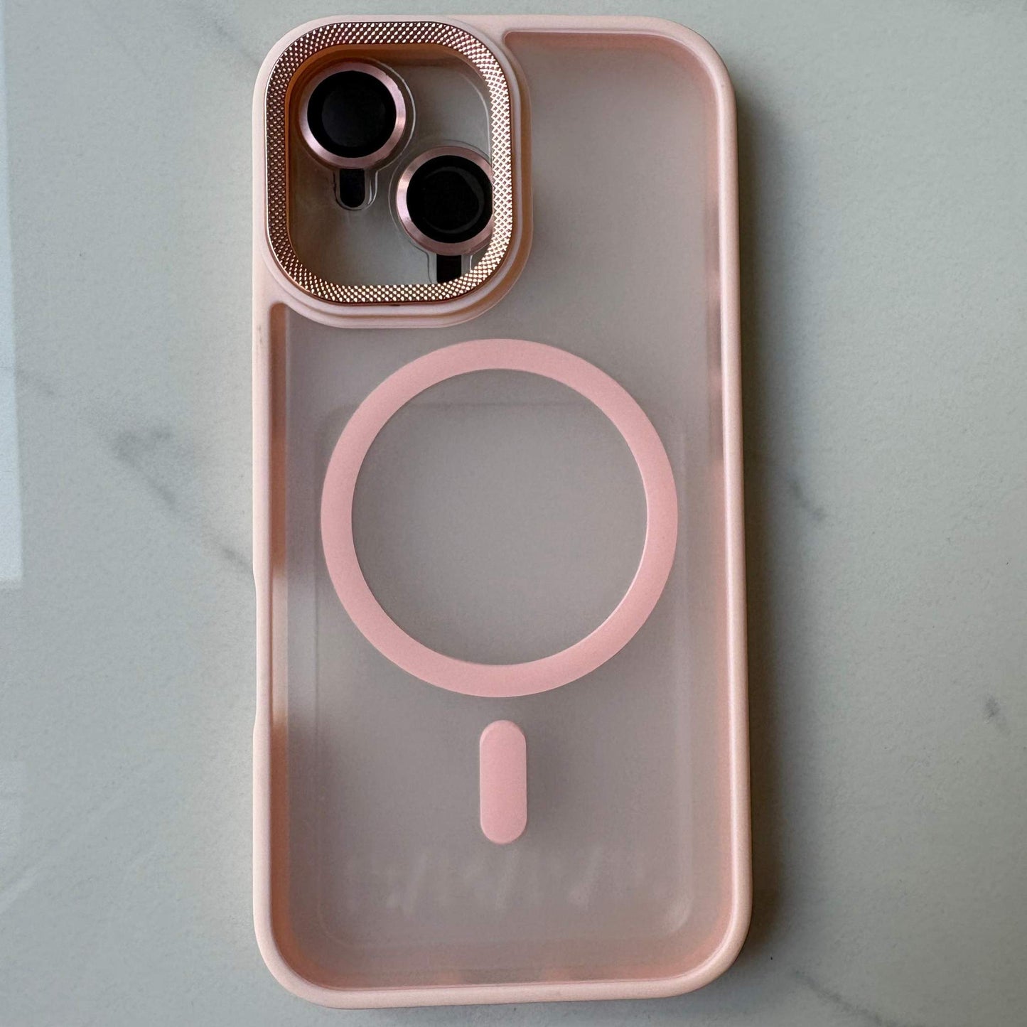 Coque MagSafe iPhone 16 - MOUL POCHETAT