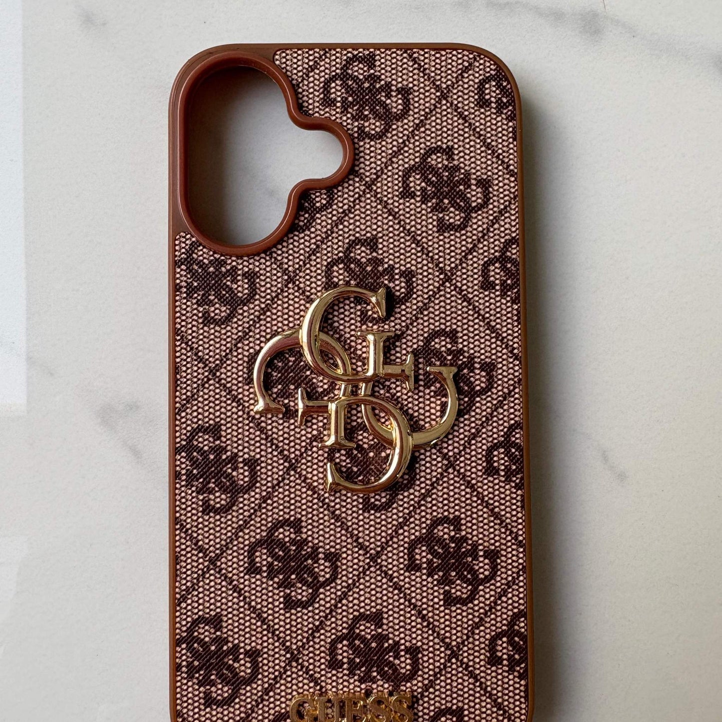 GUESS IPHONE 16