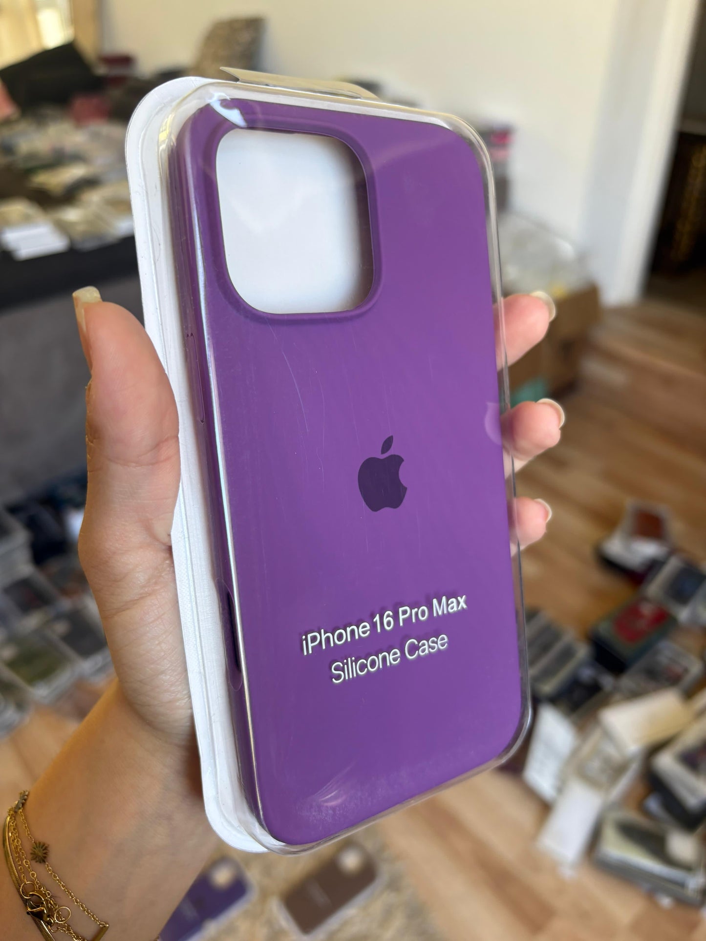 Silicone Case IPHONE 16 PRO MAX