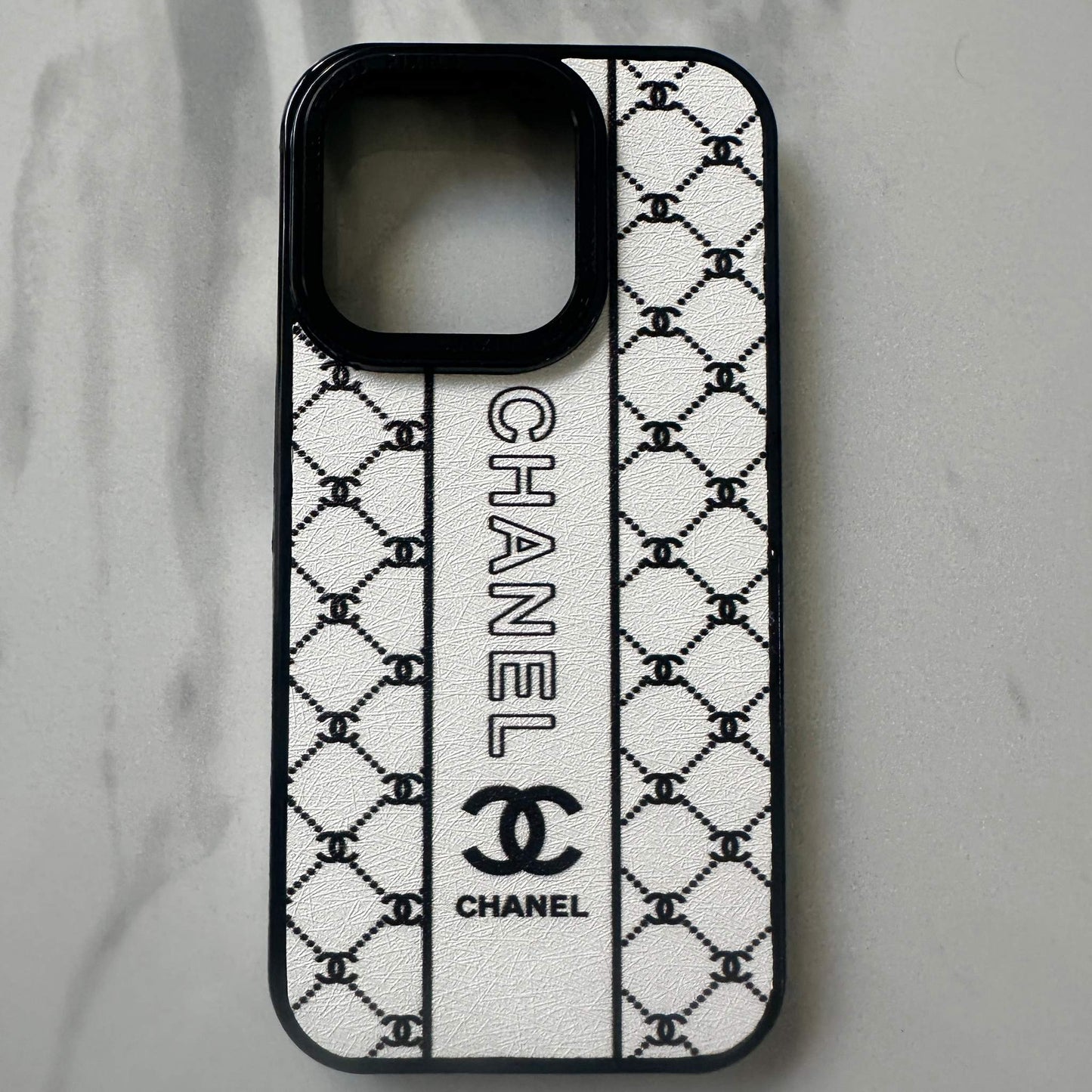 Coque Design Original iPhone 15 Pro vue dos - MOUL POCHETAT