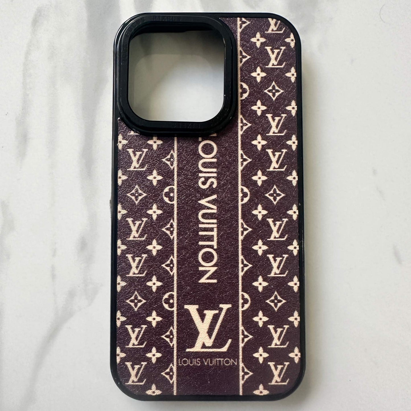 Coque Design Original iPhone 15 Pro vue côté - MOUL POCHETAT