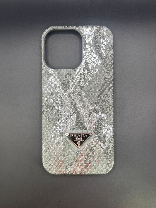 PRADA SKIN IP 16