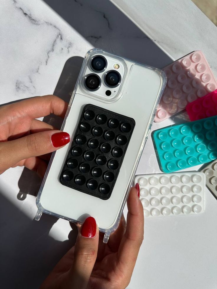 GADGETS & ACCESSORIES