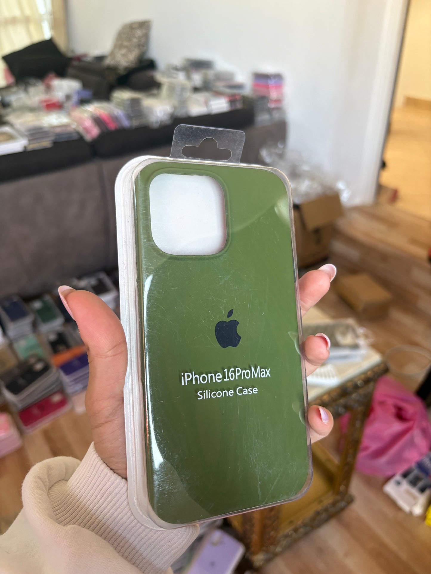 Silicone Case IPHONE 16 PRO MAX