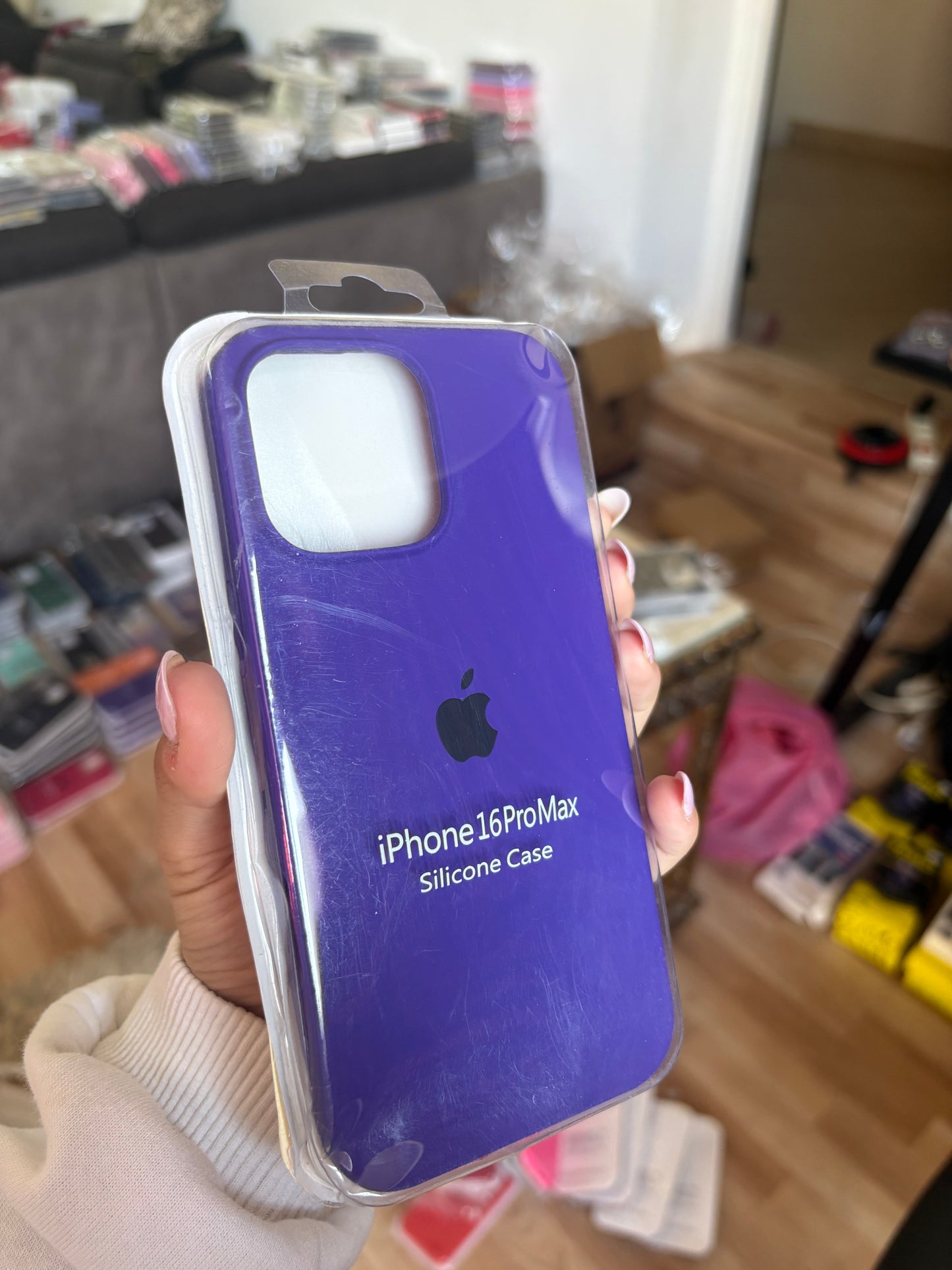Silicone Case IPHONE 16 PRO MAX