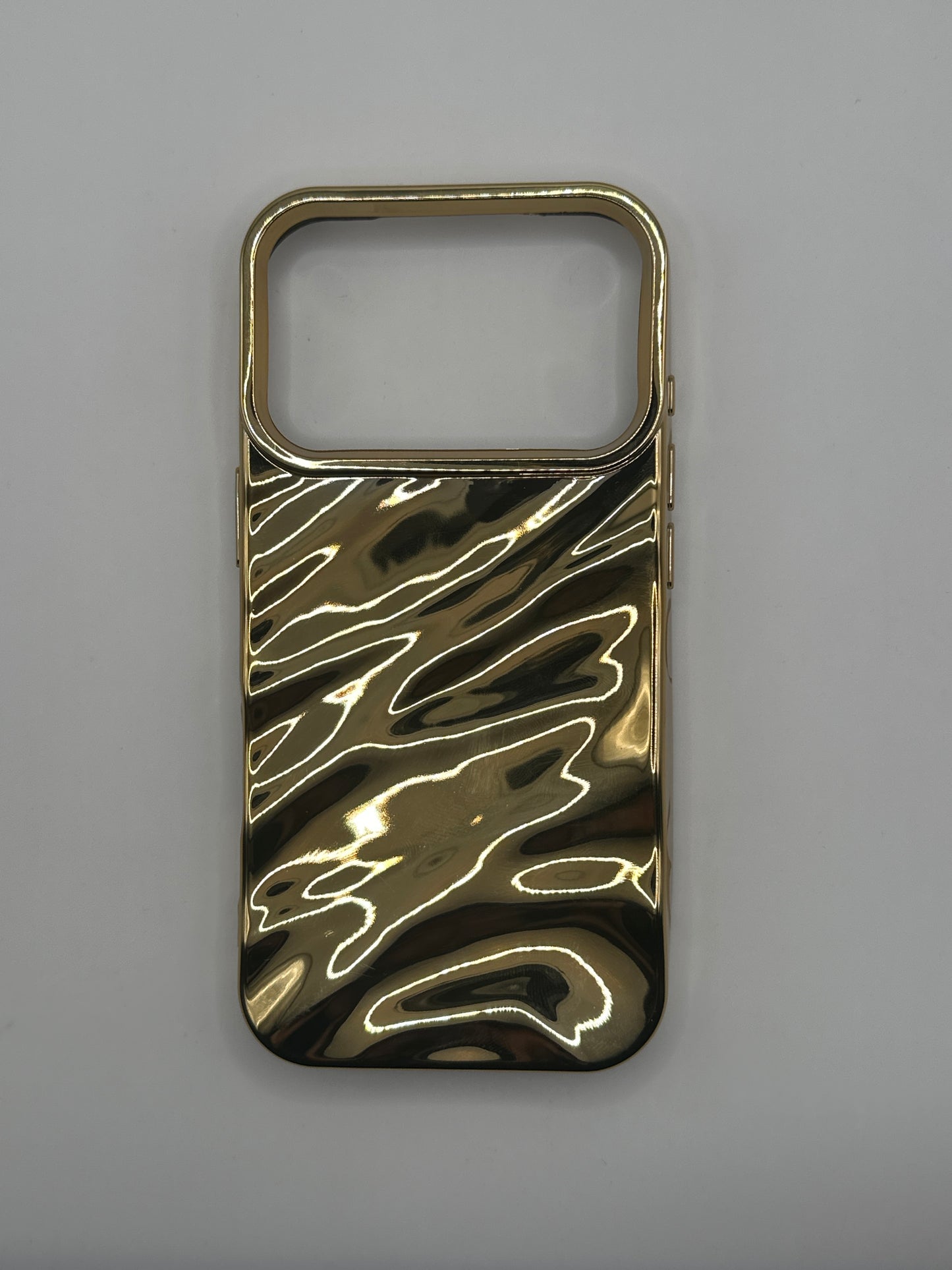 WAVY GOLD IPHONE 17 PRO