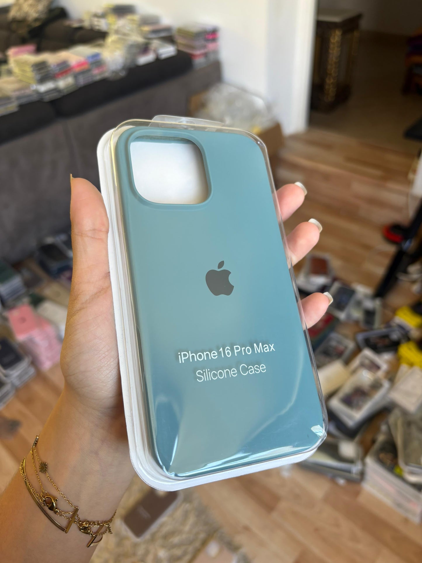 Silicone Case IPHONE 16 PRO MAX