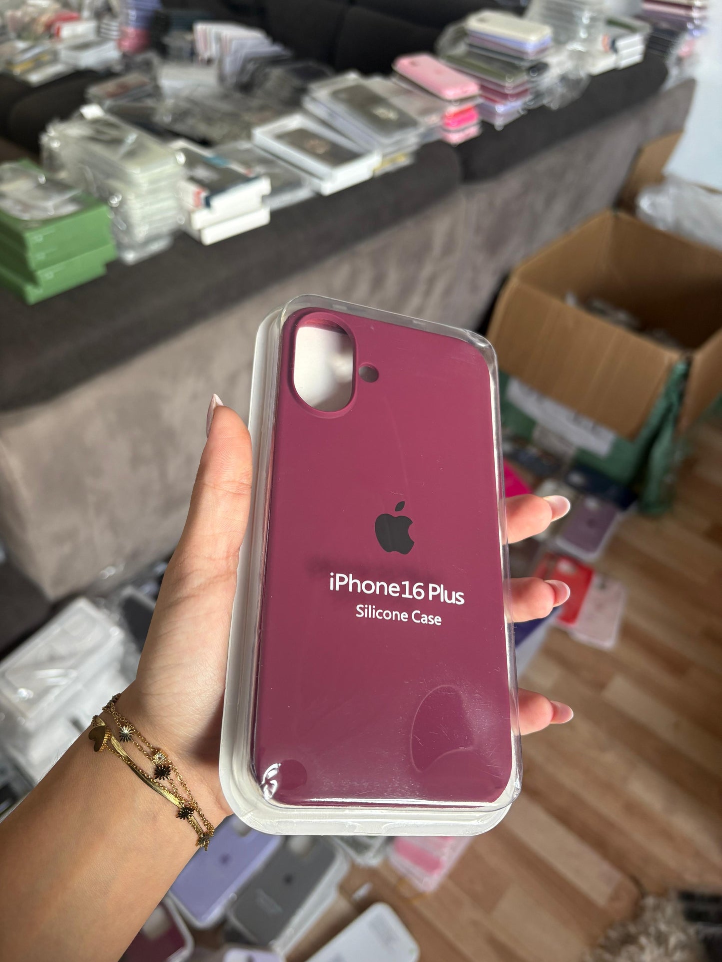 Silicone Case IPHONE 16 PLUS