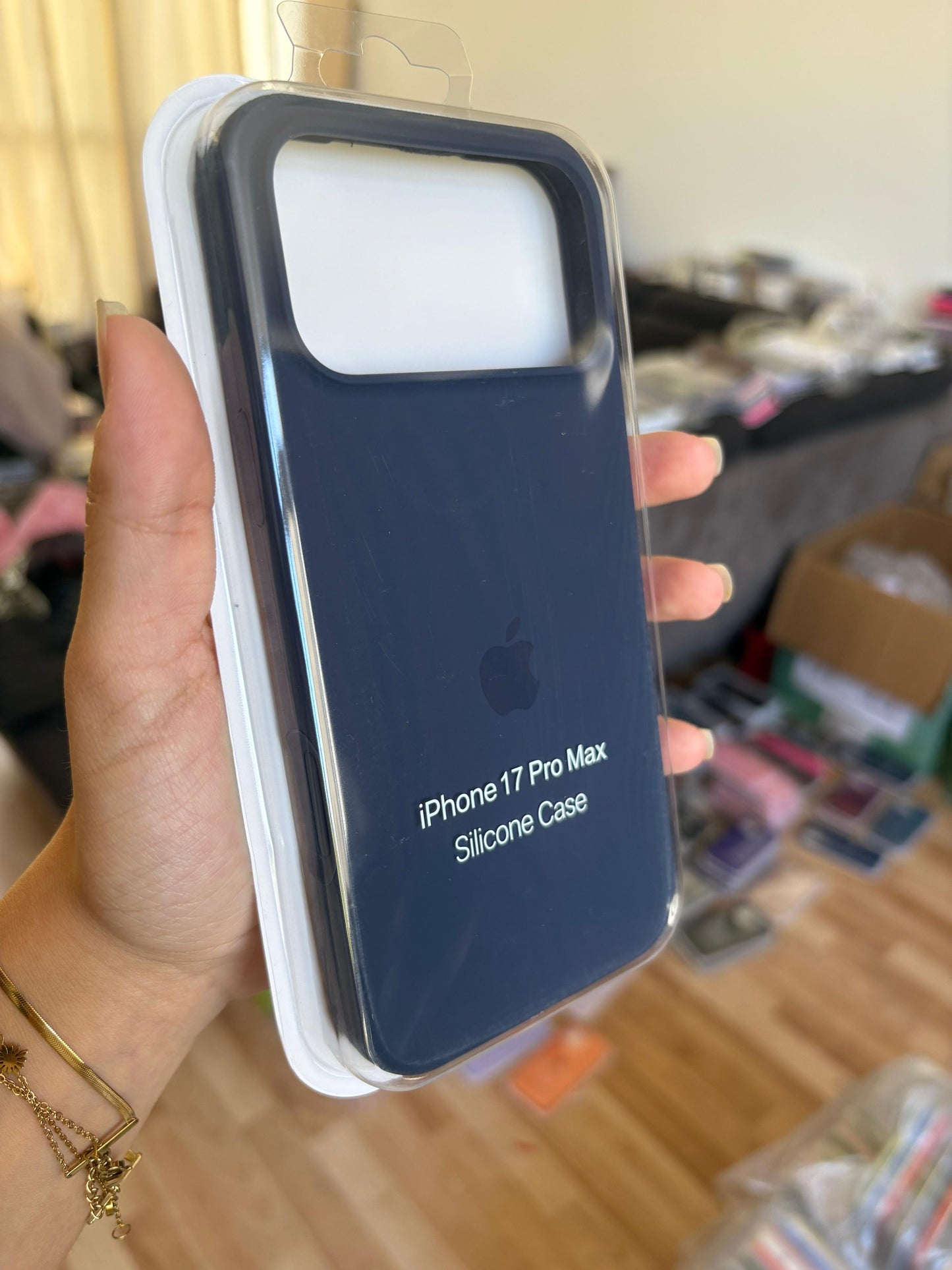 Silicone Case IPHONE 17 PRO MAX