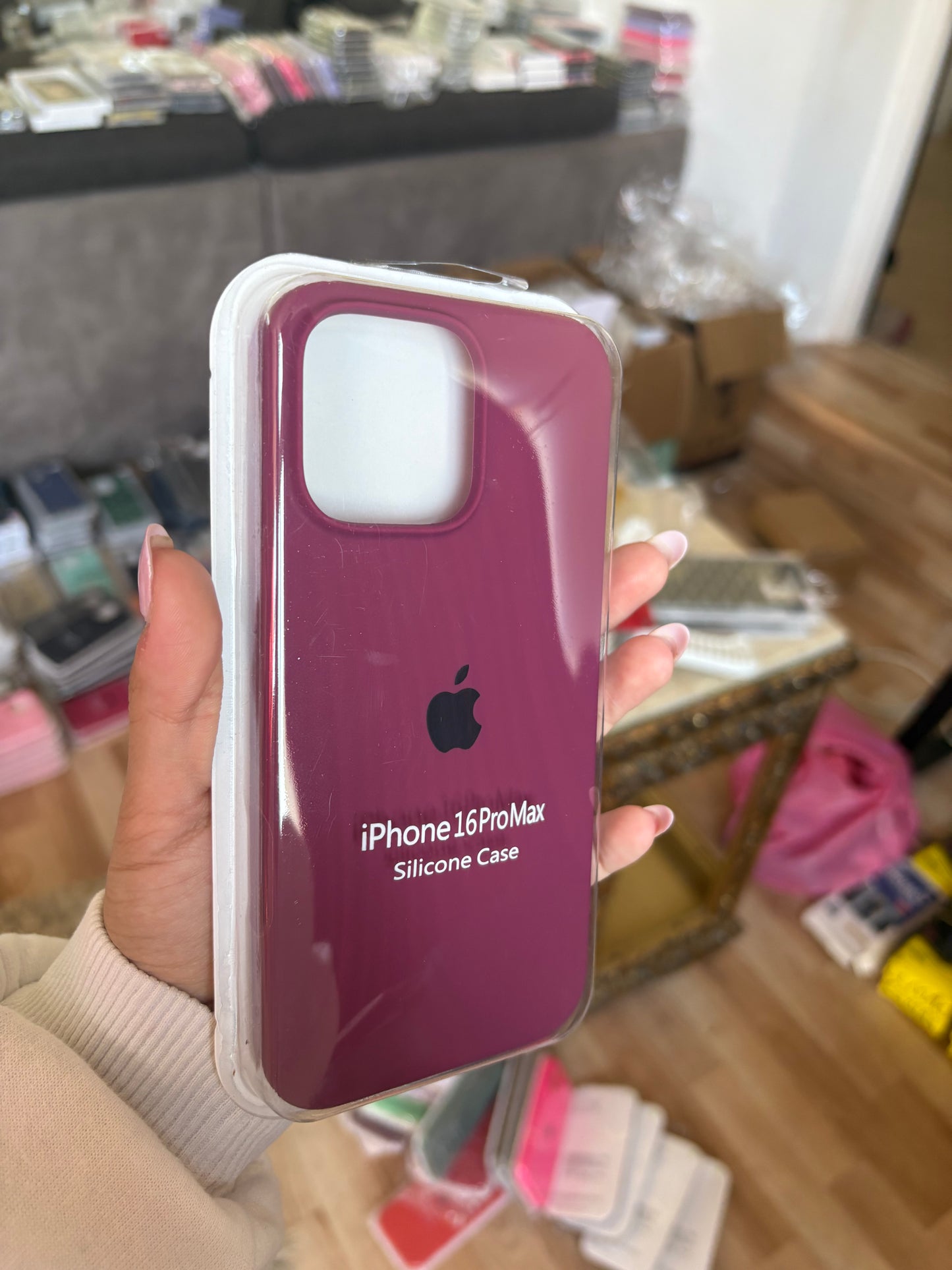 Silicone Case IPHONE 16 PRO MAX