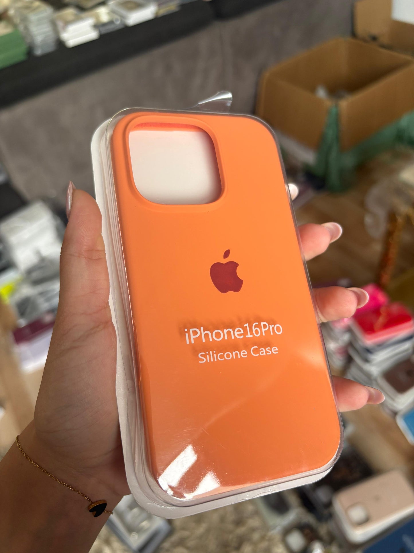 Silicone Case IPHONE 16 PRO