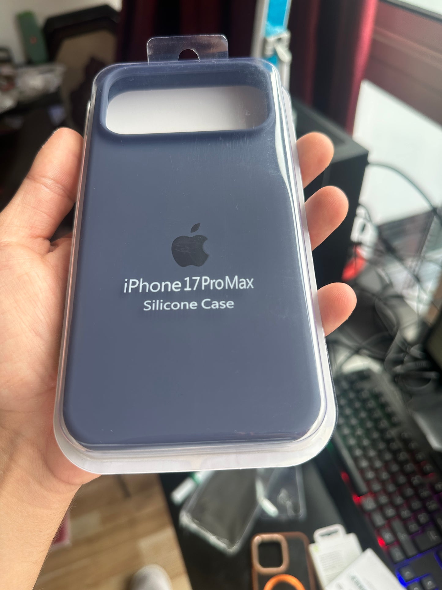 Silicone Case IPHONE 17 PRO MAX