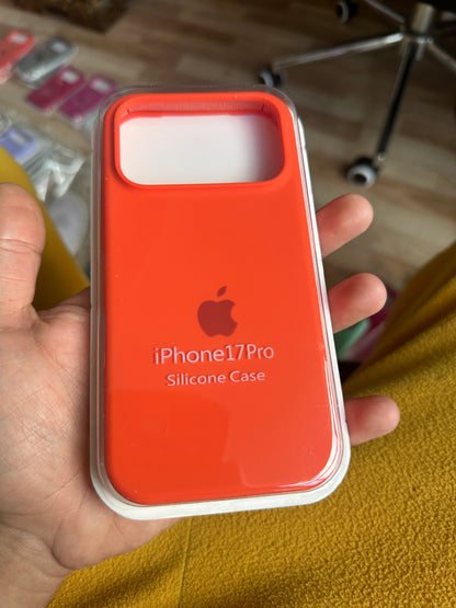 Silicone Case IPHONE 17 PRO