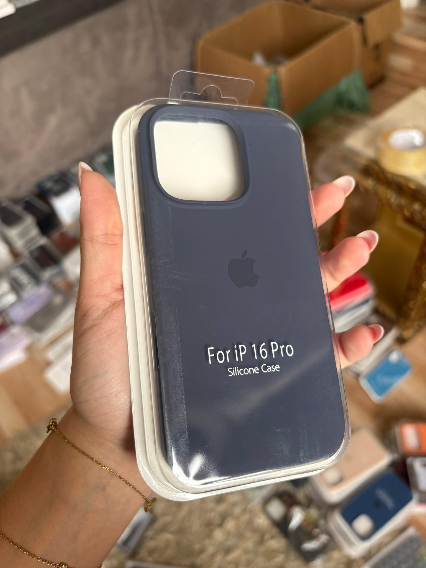 Silicone Case IPHONE 16 PRO