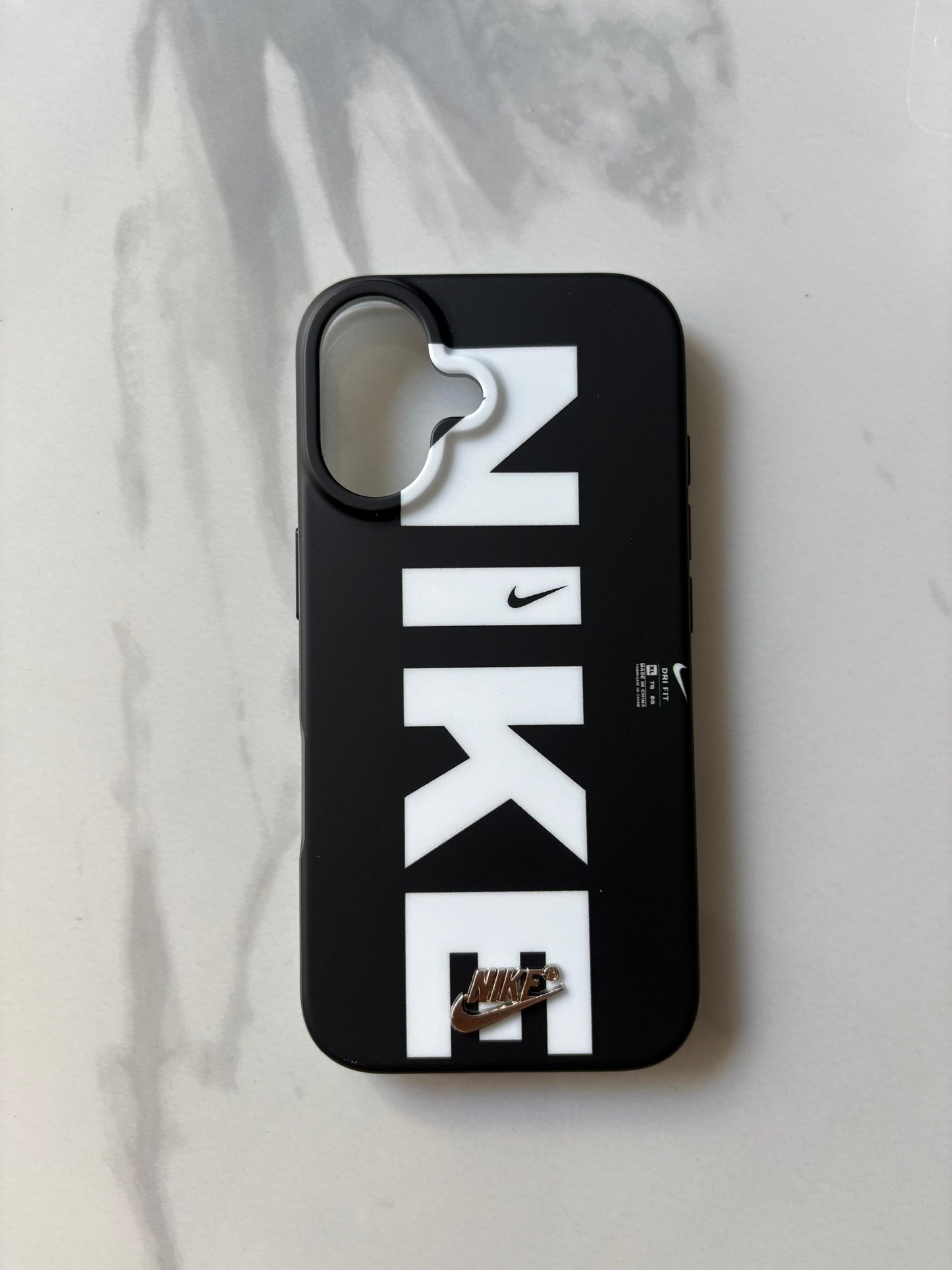 NIKE/ADIDAS IPHONE 16