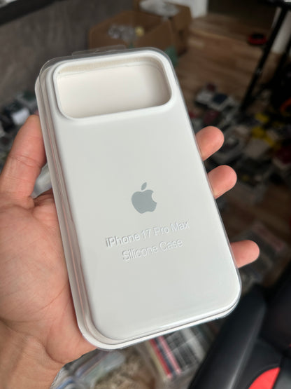 Silicone Case IPHONE 17 PRO MAX